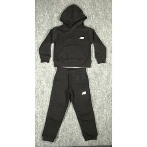 New Balance Boys Size 5/6 Black 2 Piece Fleece Hoodie and Jogger Set NWT